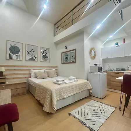 κομψό πέτρινο για ζευγάρια - Iv *